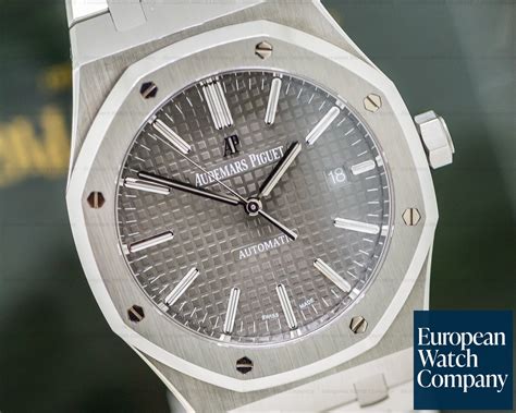 audemars piguet royal oak 15400st.oo.1220st.04|15400 vs 15500.